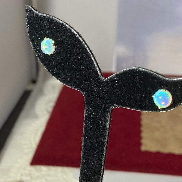 Vintage Exquisite 6MM Round Opal Cabochon Earrings - Picture 9 of 13